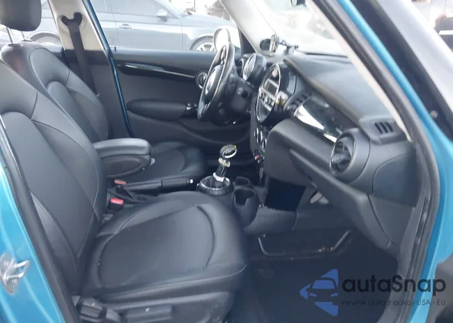 WMWXS5C53FT831607: 44167893