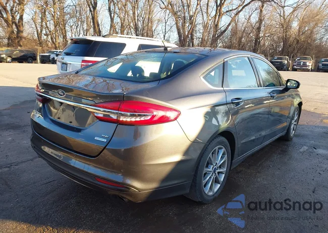 3FA6P0HDXHR350122: 44167926