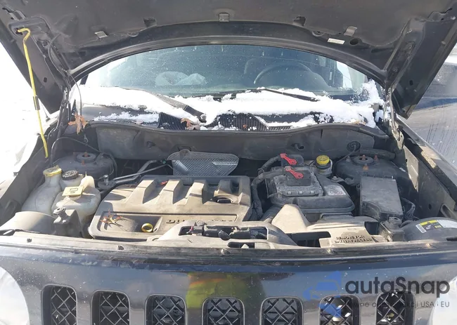 1C4NJRFB3ED616937: 44167941