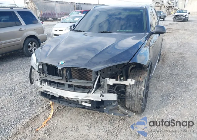 5UXKR0C56F0P04555: 44168024