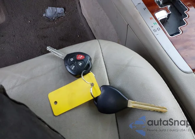 4T1BF3EK0BU135831: 44168027