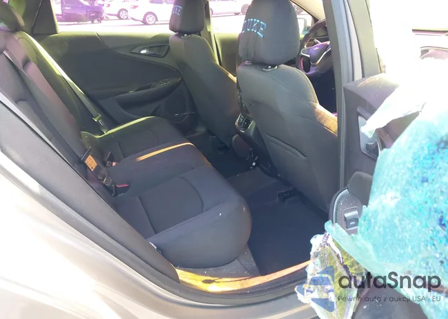 1G1ZD5ST4RF241496: 44167084