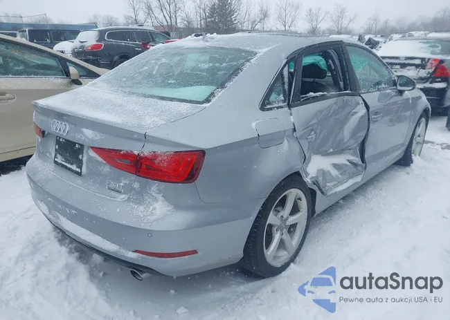 WAUB8GFFXG1044689: 44167131