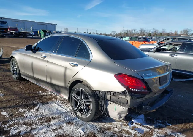 WDDWF8EB7LR556412: 44167139