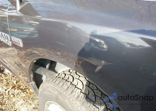 1C6RR7KT4ES327131: 44167151