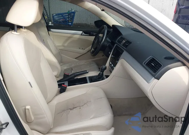 1VWBP7A32CC106245: 44167195