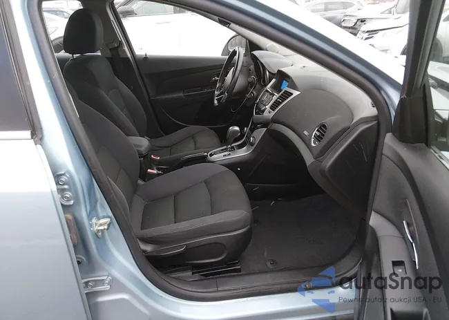 1G1PF5SC8C7331401: 44167201