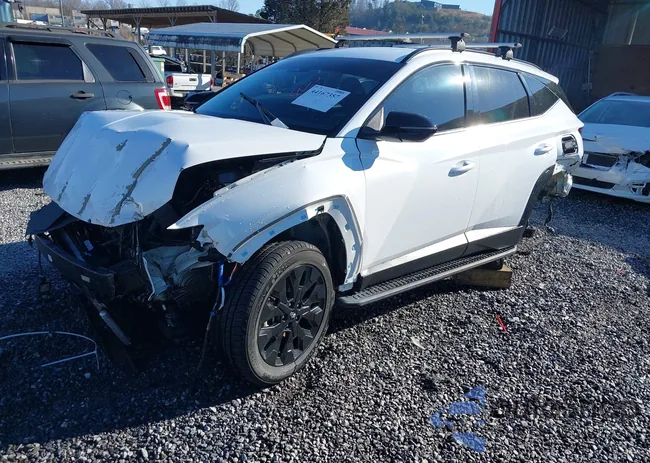 KM8JFCAE9NU108403: 44167357