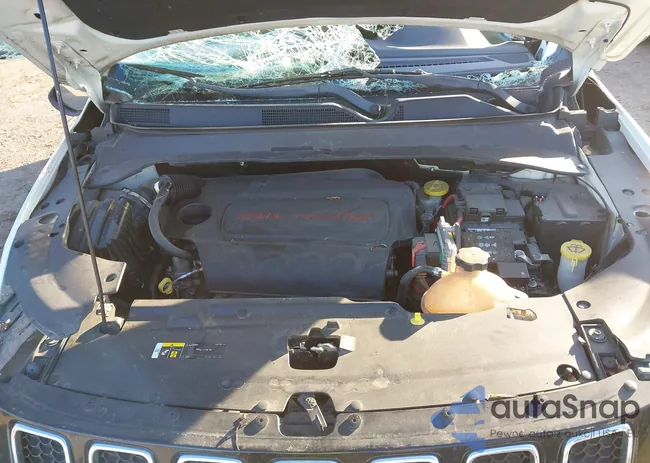 3C4NJCBB8JT267765: 44167366