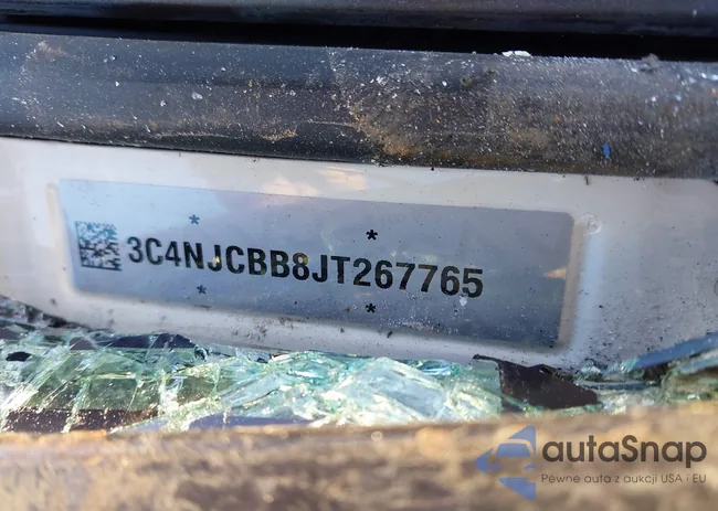 3C4NJCBB8JT267765: 44167366