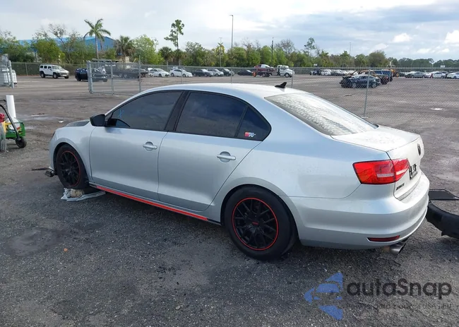 3VWD07AJ3FM319199: 44167371