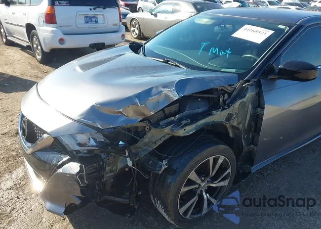 1N4AA6AP4JC367604: 44168573