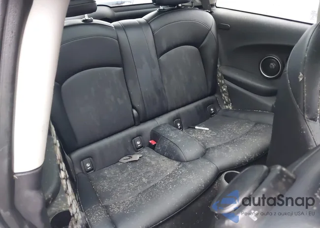 WMWXP7C56F2A38954: 44168694