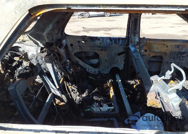 1FM5K8D8XFGA81762: 44168863