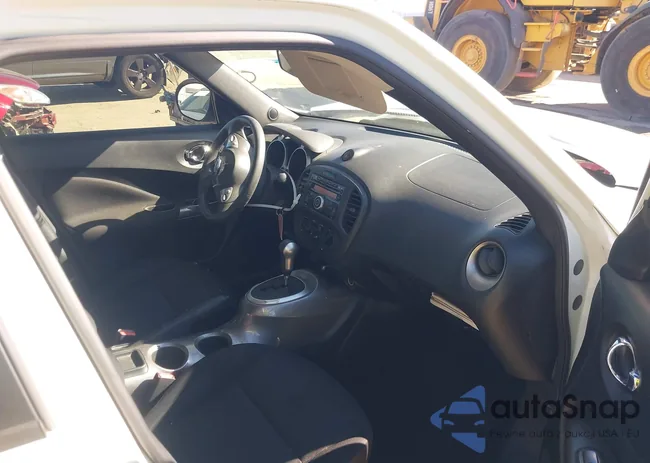 JN8AF5MR5CT104046: 44168920