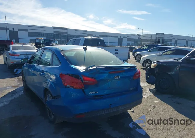 1FADP3J27GL275359: 44168925