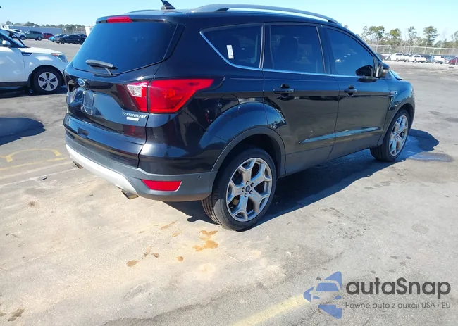 1FMCU0J92KUB93709: 44168043