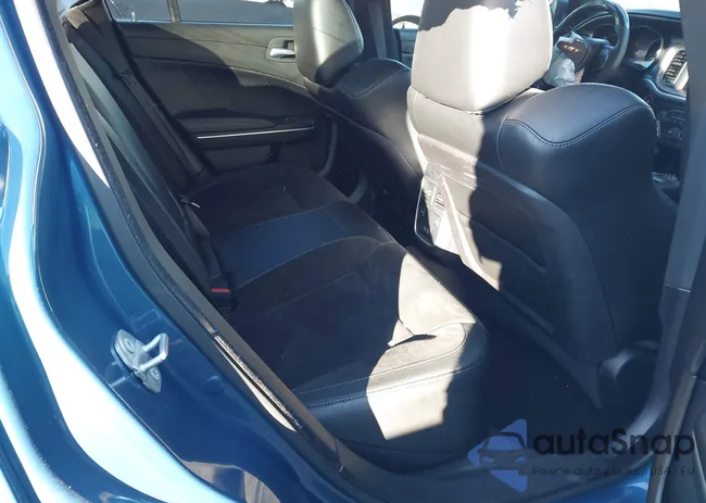 2C3CDXGJ6MH592664: 44168046