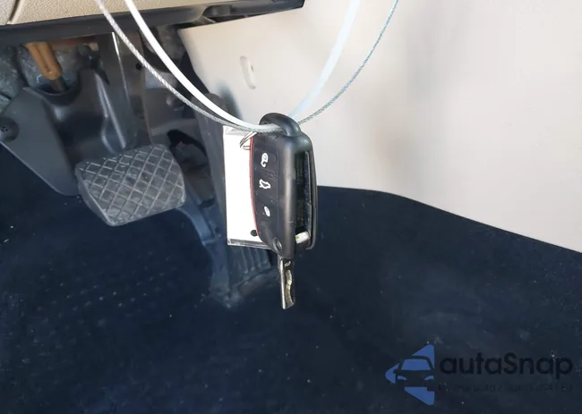 1VWLA7A39KC013968: 44168126