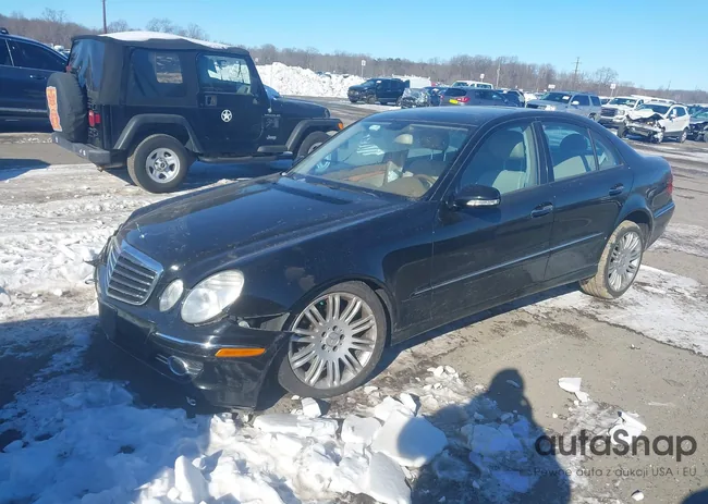 WDBUF87X47B153205: 44168127