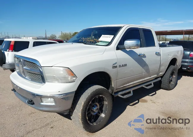 1D3HV18T39S745276: 44168247