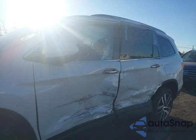 5FNYF6H90JB029797: 44168325