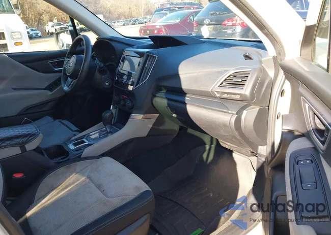 JF2SKAACXKH555075: 44168362