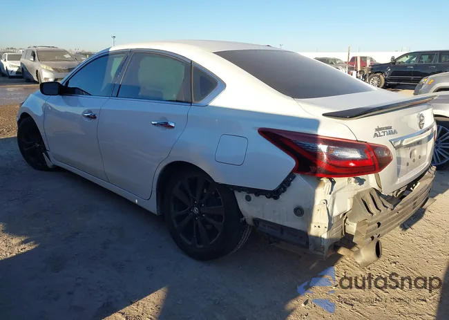 1N4AL3AP4HC225207: 44168382