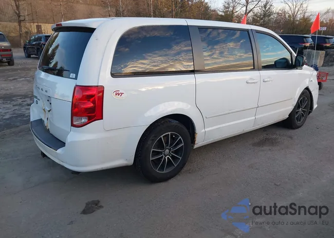 2C4RDGBG9ER366826: 44168415