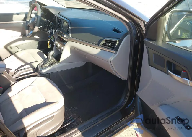 KMHD74LF2LU913629: 44168425