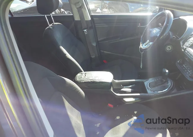 KNDPB3A25C7228128: 44168432