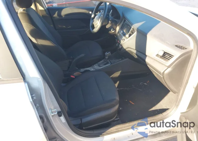 3KPC24A3XJE013743: 44169466