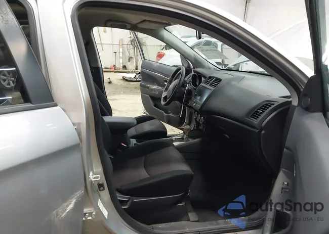 JA4AR3AU8KU022377: 44169470