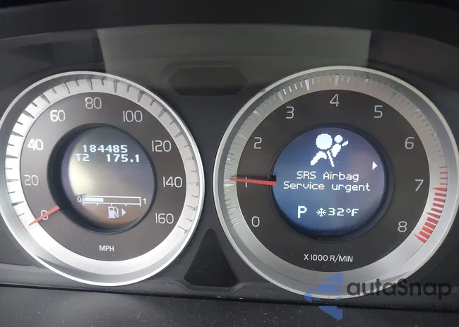 YV4952DZ3D2420906: 44169487