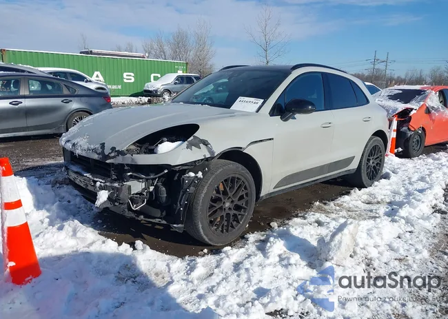 WP1AA2A50HLB03595: 44169540