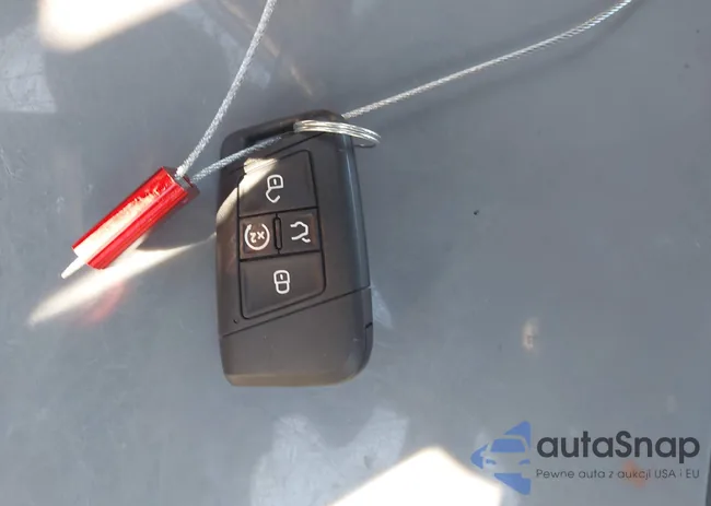 3VVSX7B2XRM082343: 44169590