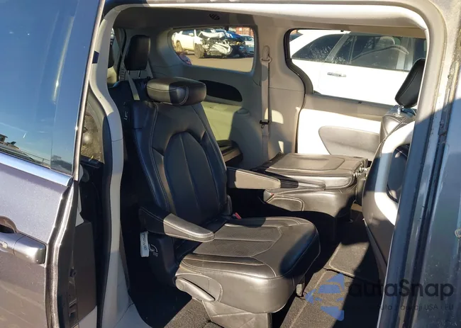 2C4RC1DG7LR172578: 44169648