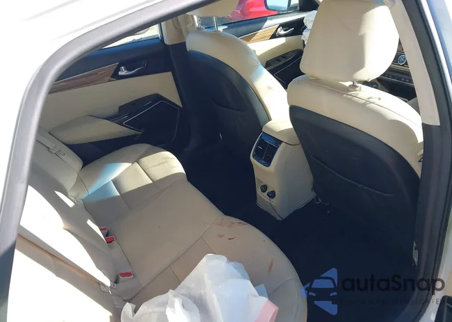 KNALC4J1XJ5104144: 44169665