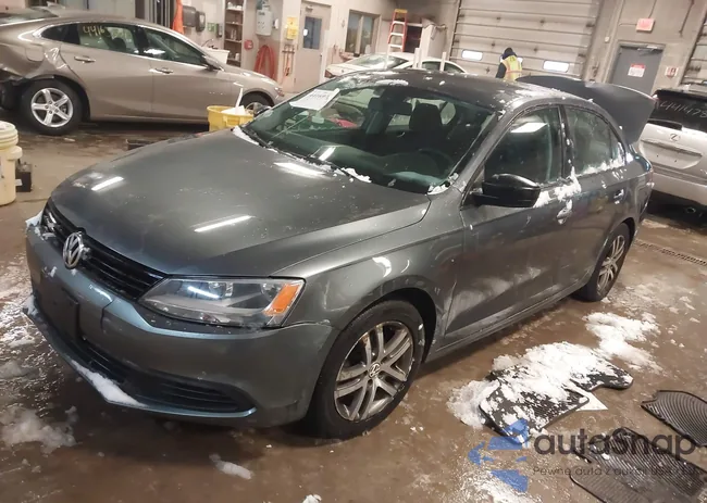 3VW1K7AJ2EM431861: 44169780