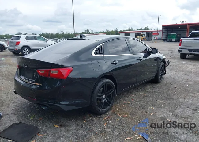 1G1ZB5STXHF123943: 44169789