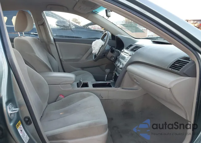 4T1BF3EK9BU712680: 44169798