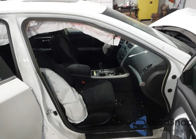 1N4AL3AP2DN582030: 44169919