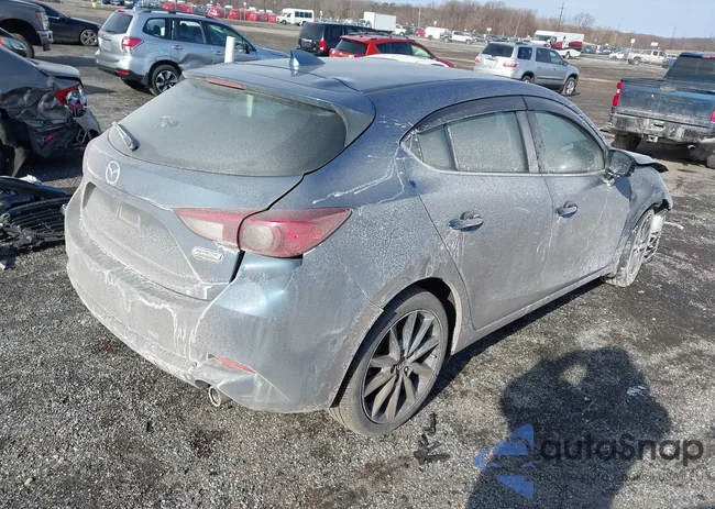 3MZBN1L37JM275401: 44169953