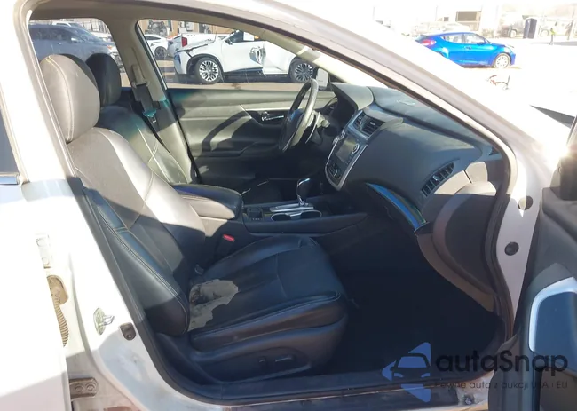 1N4BL3AP5HC478878: 44169957