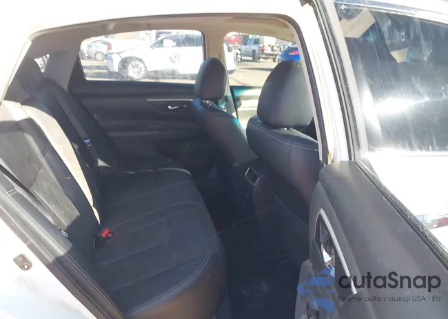 1N4BL3AP5HC478878: 44169957