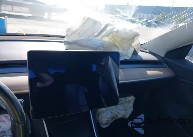 5YJ3E1EA3JF048147: 44169128