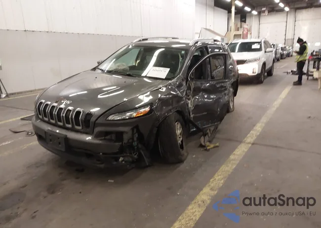 1C4PJMCS3HW658517: 44169176