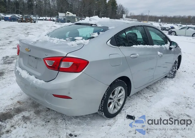 1G1BE5SM8K7124754: 44169214