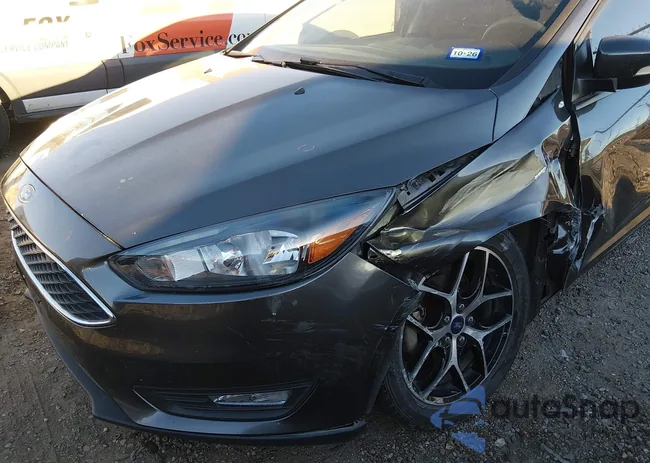 1FADP3H2XJL258889: 44170464