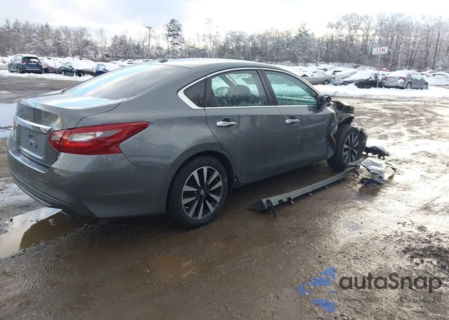 1N4AL3AP2JC145071: 44170487